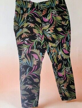 Terra & Sky Black Leggings with Multicolor Tropical Leaf Print Size 1x